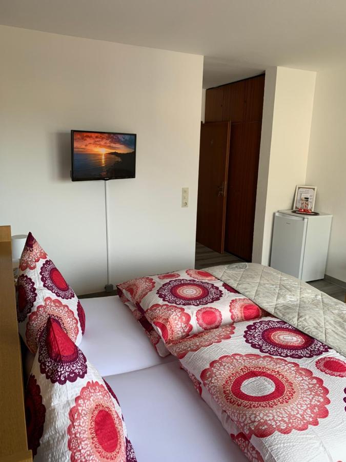 Vina Am Ring Bed & Breakfast Mannebach  Eksteriør bilde