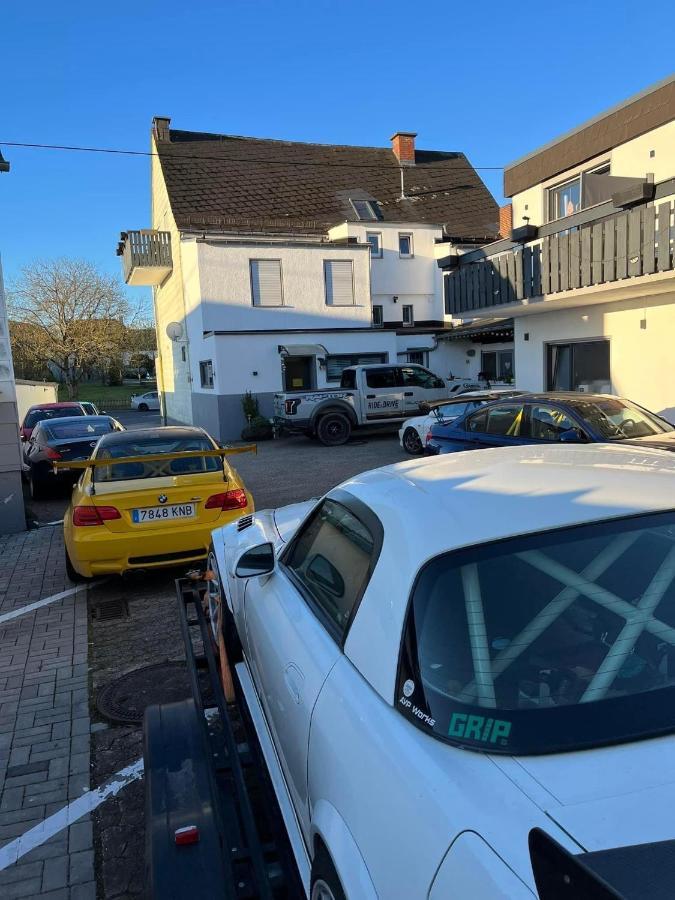 Vina Am Ring Bed & Breakfast Mannebach  Eksteriør bilde