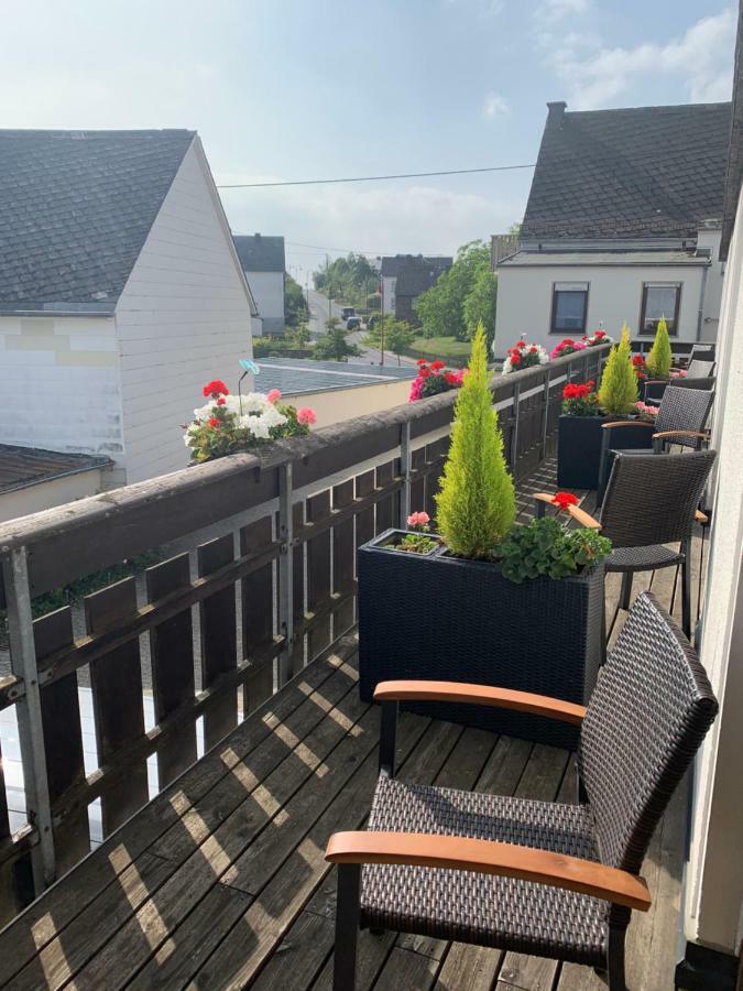 Vina Am Ring Bed & Breakfast Mannebach  Eksteriør bilde